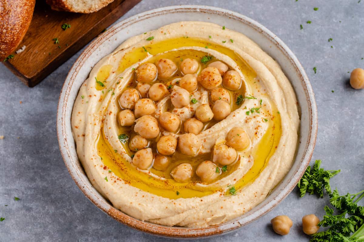 HUMMUS