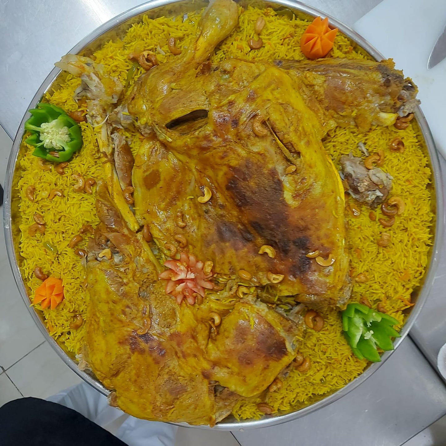 WHOLE LAMB WITH RICE